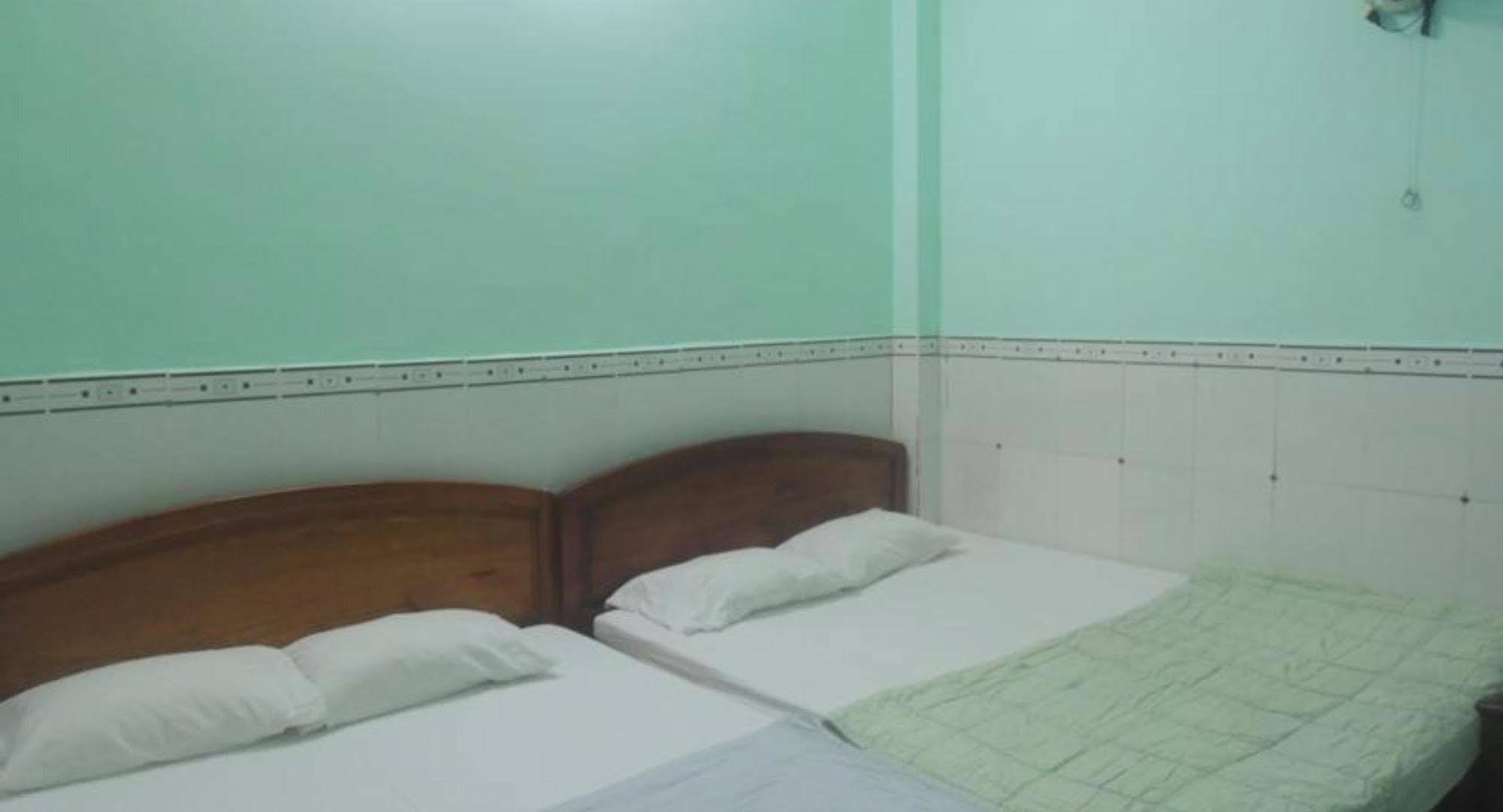 Nam Phuong Hostel Vung Tau Extérieur photo