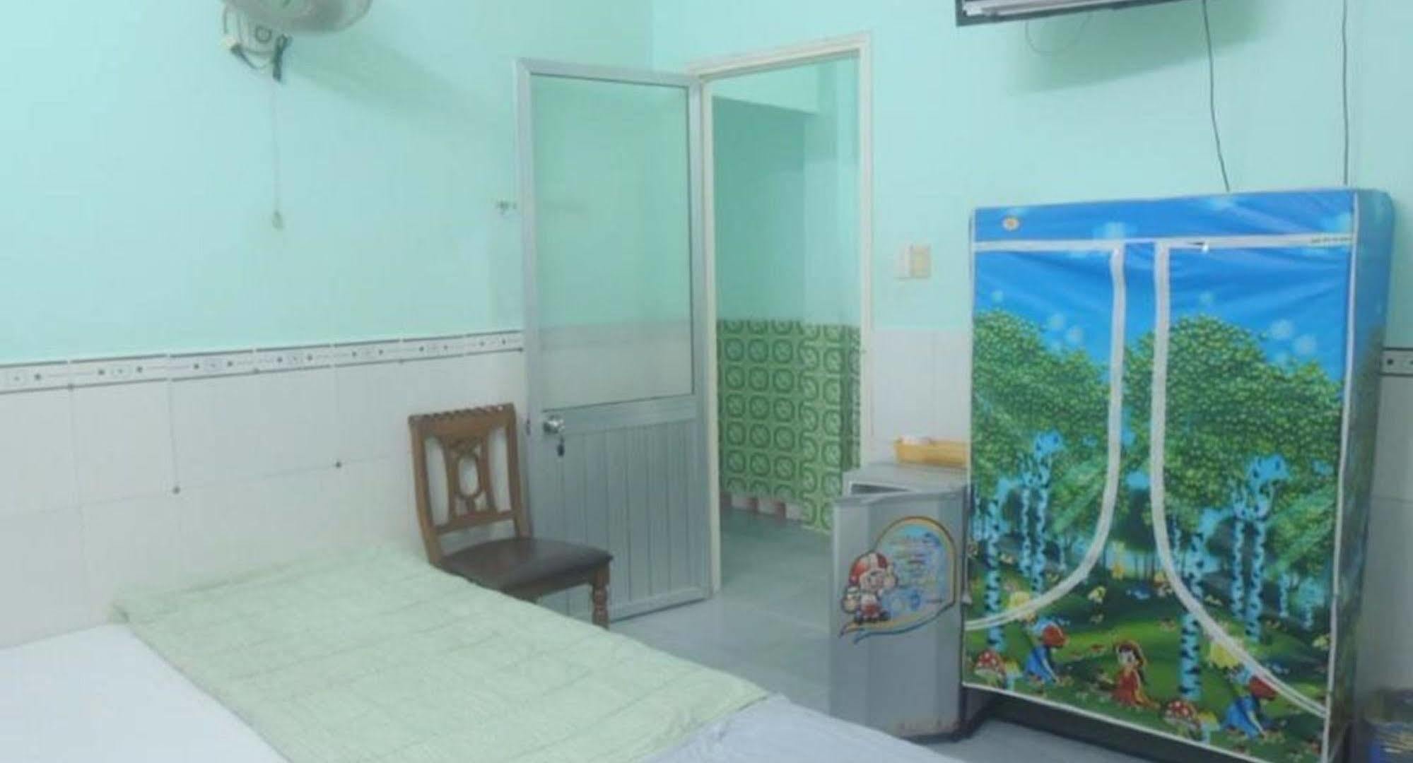 Nam Phuong Hostel Vung Tau Extérieur photo