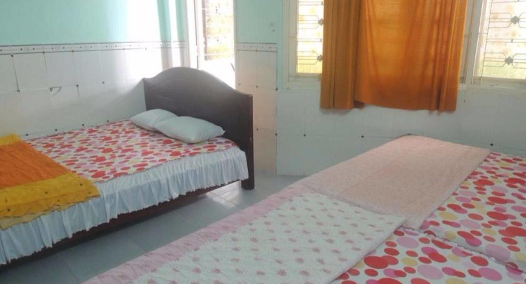 Nam Phuong Hostel Vung Tau Extérieur photo